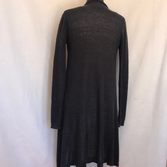 Line the label S linen/rayon navy cardigan EUC - Picture 3 of 8